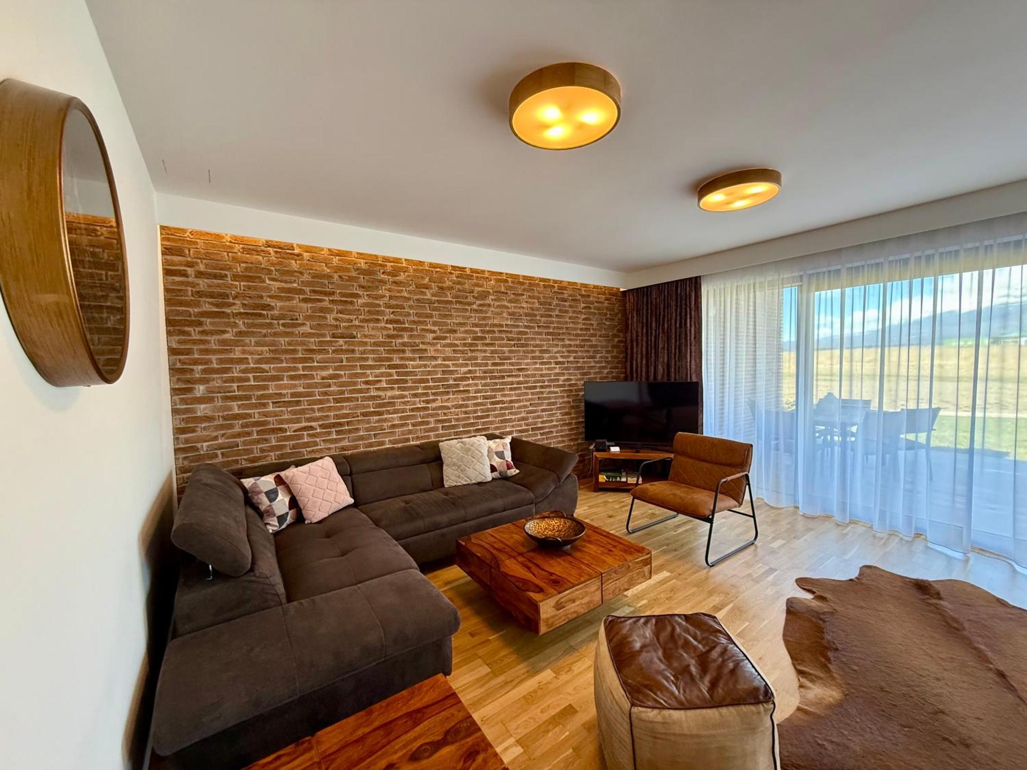 Vysoke Tatry - Isc Resort House For 13 People With 6 Extra Bed Poprad Zewnętrze zdjęcie